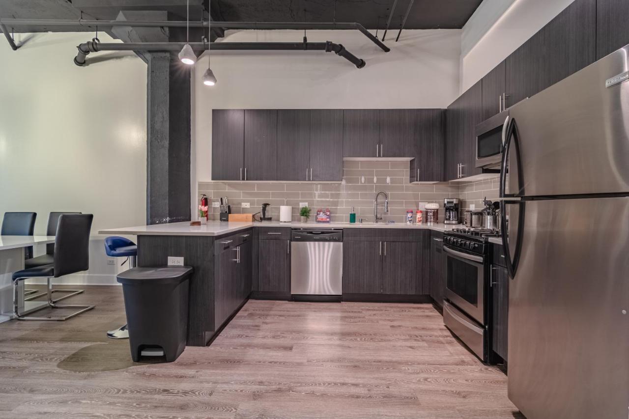 Ideal 3Br Business Or Leisure Rental In Chicago Fully Stocked Kitchen & Fast Internet With Optional Parking Near Soldier Field, Grant Park & Mccormick Place شيكاغو المظهر الخارجي الصورة