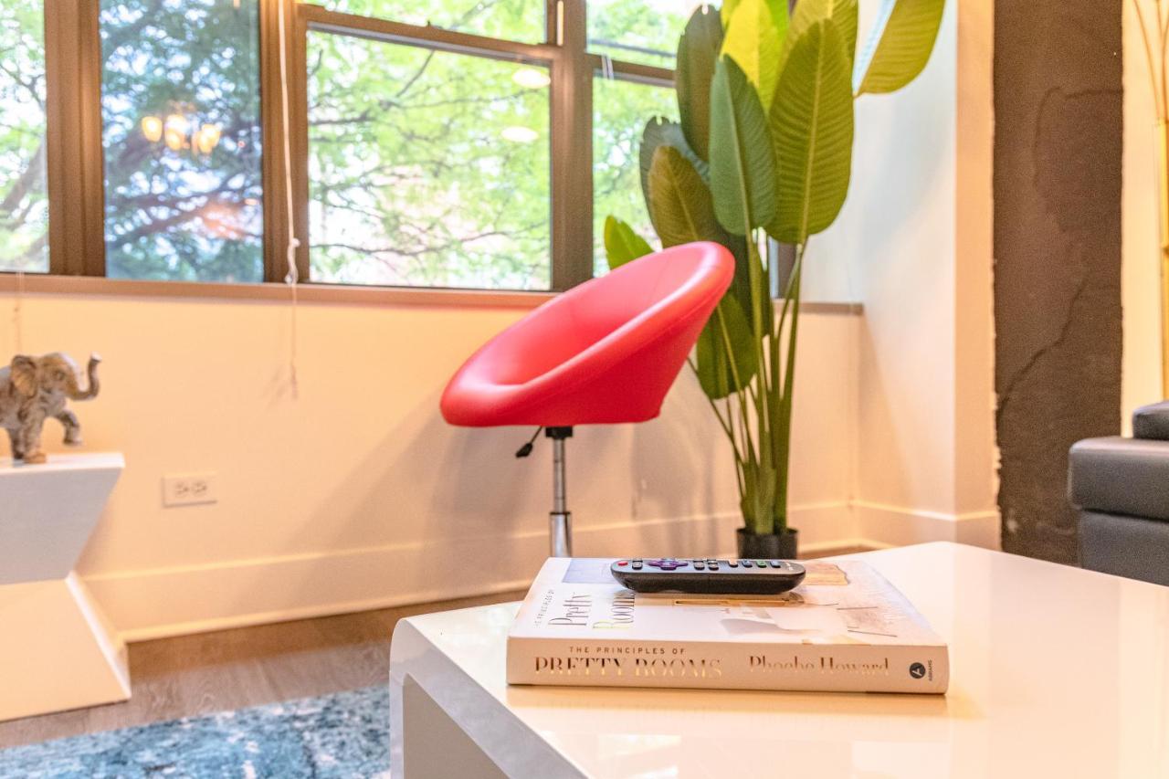 Ideal 3Br Business Or Leisure Rental In Chicago Fully Stocked Kitchen & Fast Internet With Optional Parking Near Soldier Field, Grant Park & Mccormick Place شيكاغو المظهر الخارجي الصورة