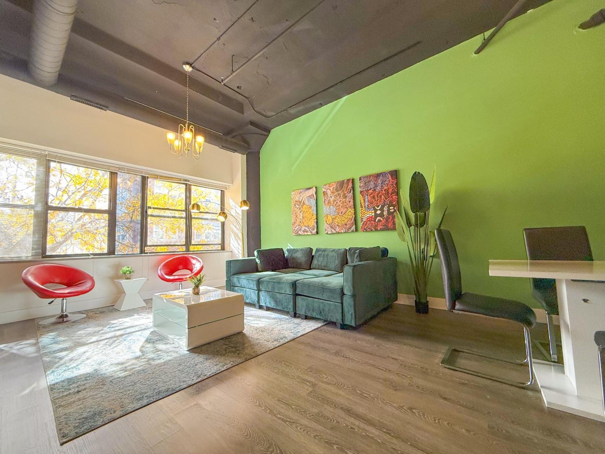 Ideal 3Br Business Or Leisure Rental In Chicago Fully Stocked Kitchen & Fast Internet With Optional Parking Near Soldier Field, Grant Park & Mccormick Place شيكاغو المظهر الخارجي الصورة